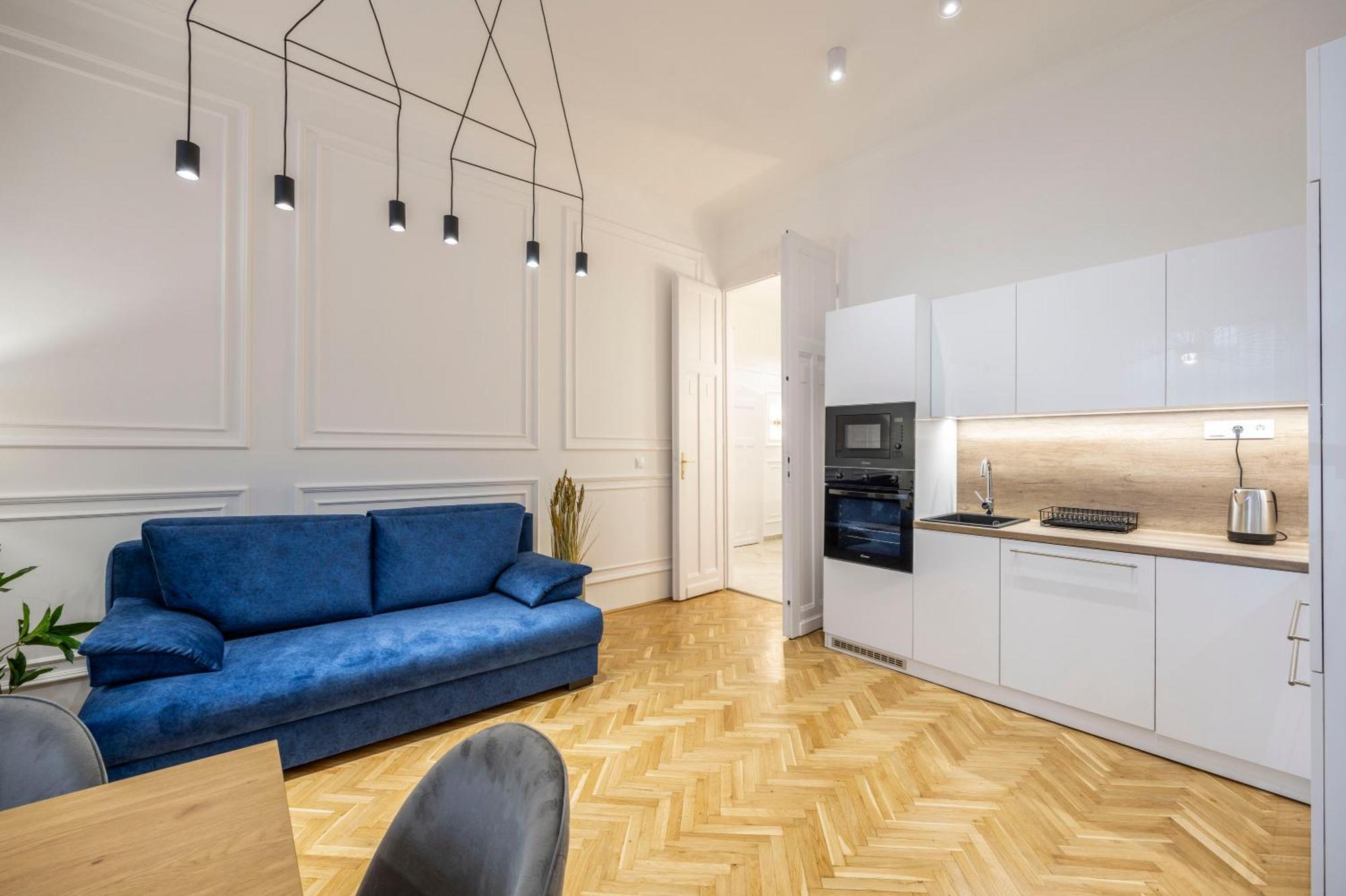 Luxurious Central 4Bedrm 3Bathrm Residence W/ Balcony Budapeste Exterior foto