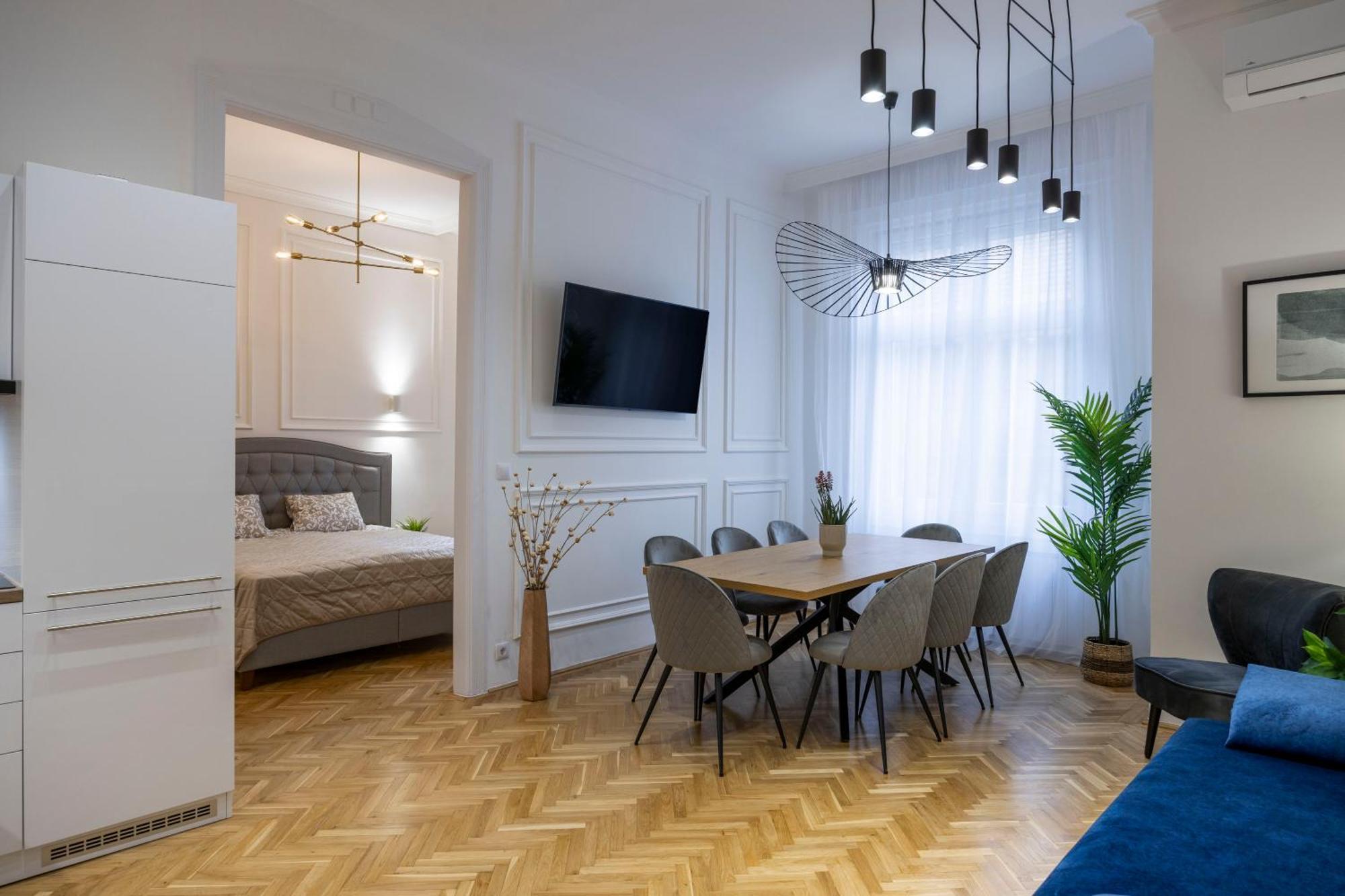 Luxurious Central 4Bedrm 3Bathrm Residence W/ Balcony Budapeste Exterior foto