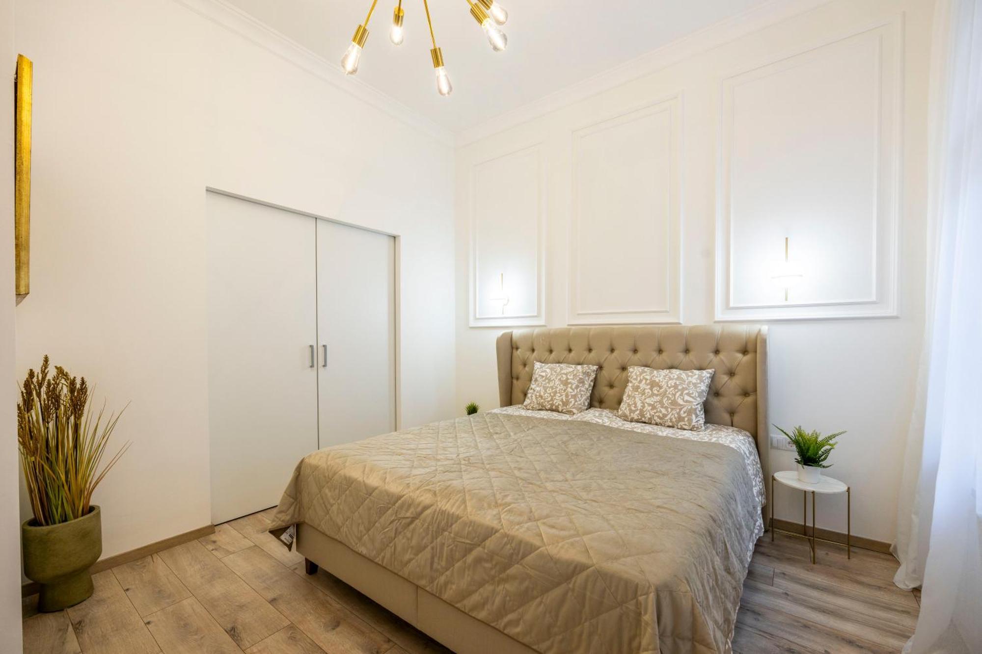 Luxurious Central 4Bedrm 3Bathrm Residence W/ Balcony Budapeste Exterior foto